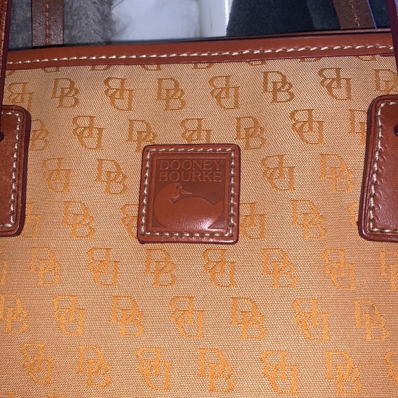 Dooney & Burke Tote - Picture 2 of 16